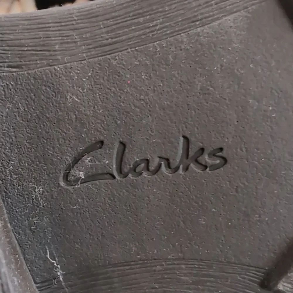 Clarks Artisan Mansi Calla Women's Rugged Brown Leather Ankle Boots  Sz 8 - Picture 8 of 10